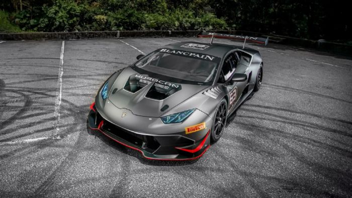 Μια πανέμορφη Lamborghini Huracan Super Trofeo έφτασε στις ακτές του Χονγκ Κονγκ. To αγωνιστικό όχημα δημιουργήθηκε για το πρωτάθλημα Lamborghini Blancpain Super Trofeo.